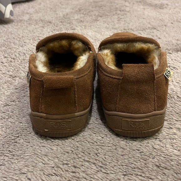RJS Fuzzies Sheepskin Slippers House Shoes brown Mens Size 8 main image 4